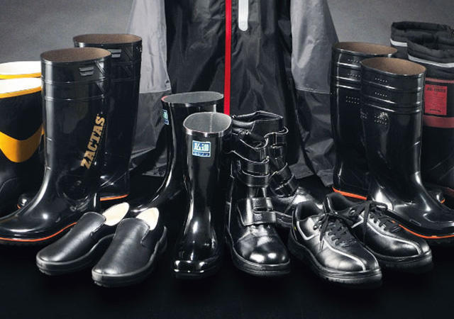 Safety Shoes/ Safety Footwear for Engineers in Nairobi Central - Shoes,  Safety Hub Uniform Manufacturer | Jiji.co.ke